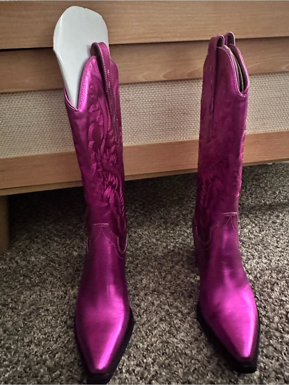 Jeffrey Campbell Metallic Fuchsia Western Cowboy Boots - Picture 4 of 6